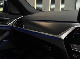 
										2021 BMW 520I M SPORT 滿									