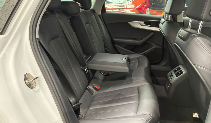 
								2018 AUDI A4 AVANT 50 TFSI 滿									