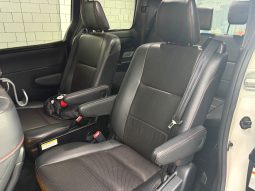 
										2017 TOYOTA NOAH DELUXE FACELIFT 滿									