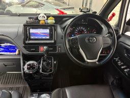 
										2017 TOYOTA NOAH DELUXE FACELIFT 滿									