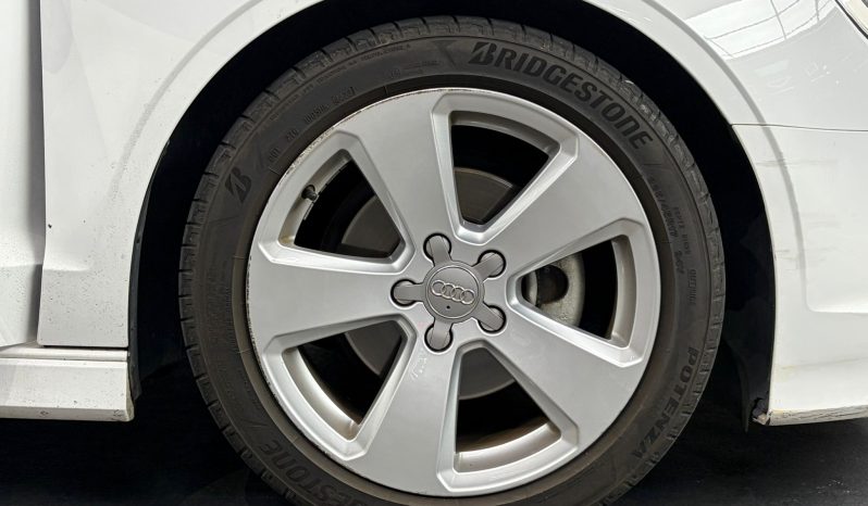 
								2015 AUDI A3 1.4T SEDAN S LINE 滿									