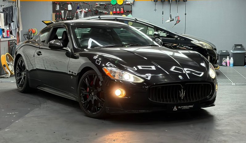 
								2009 MASERATI GRANTURISMO S 滿									