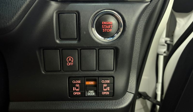 
								2017 TOYOTA NOAH DELUXE FACELIFT 滿									