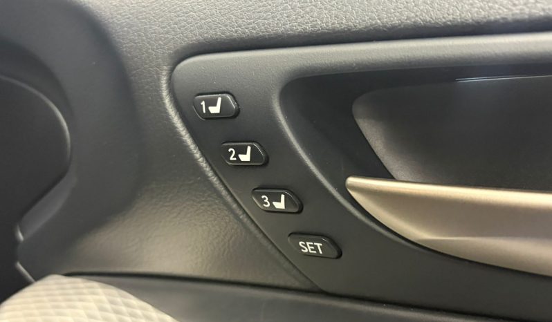 
								2017 LEXUS IS200T F SPORT 滿									