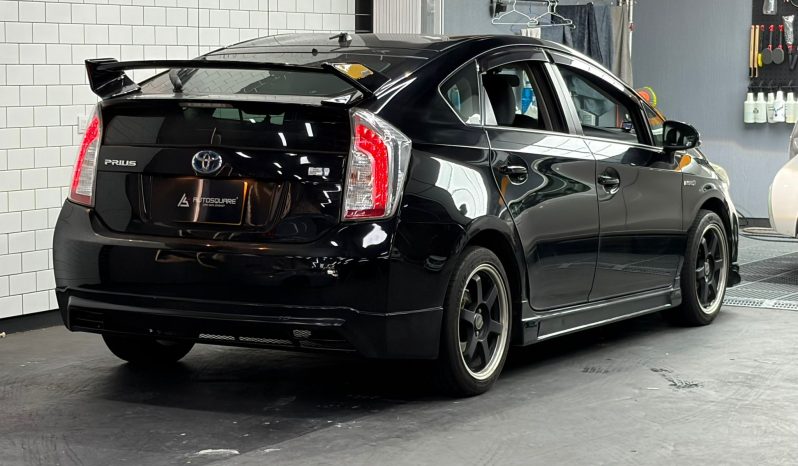 
								2013 TOYOTA PRIUS HYBRID 滿									