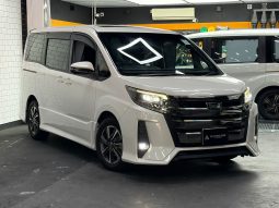 
										2017 TOYOTA NOAH DELUXE FACELIFT 滿									