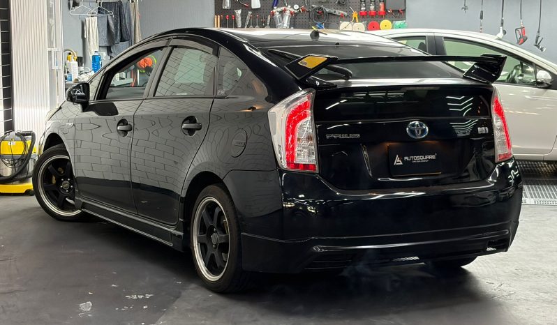 
								2013 TOYOTA PRIUS HYBRID 滿									