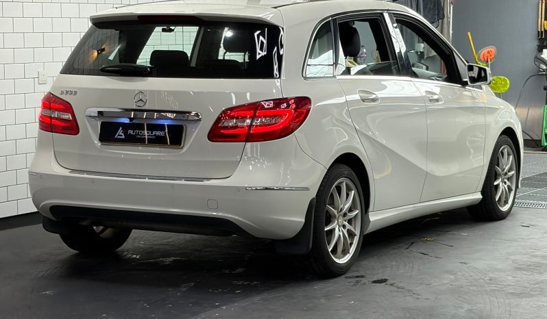 
								2013 MERCEDES BENZ B200 滿									