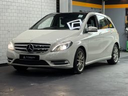 2013 MERCEDES BENZ B200