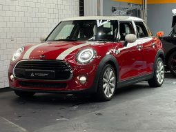 2018 MINI COOPER F55
